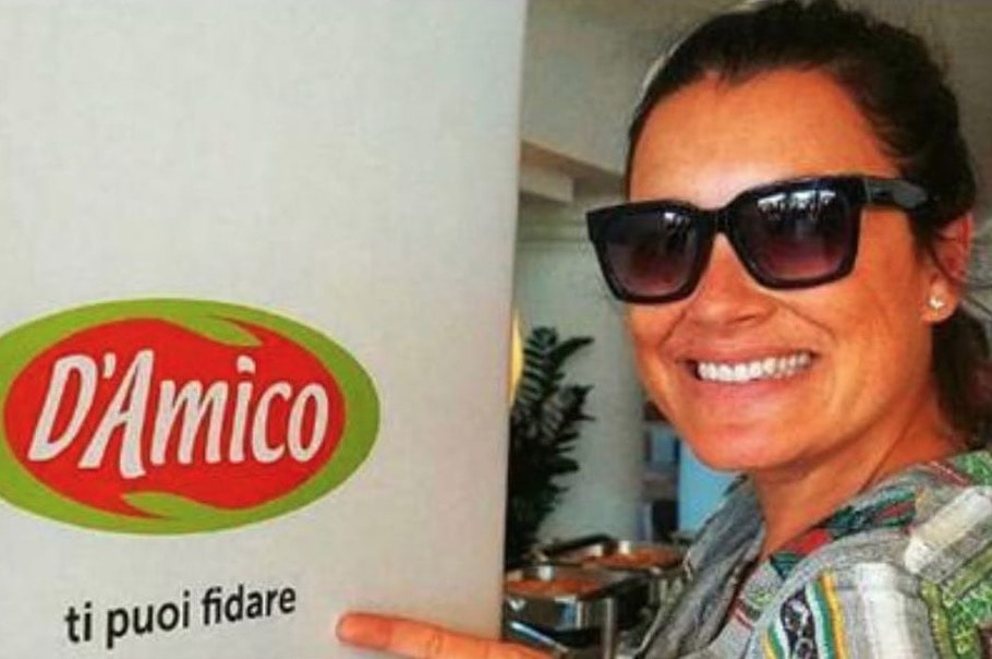 Alena Seredova, post ironico su Instagram: "D'Amico, ti puoi fidare"