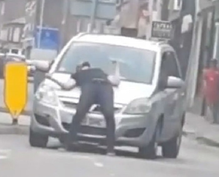 incidente gran bretagna