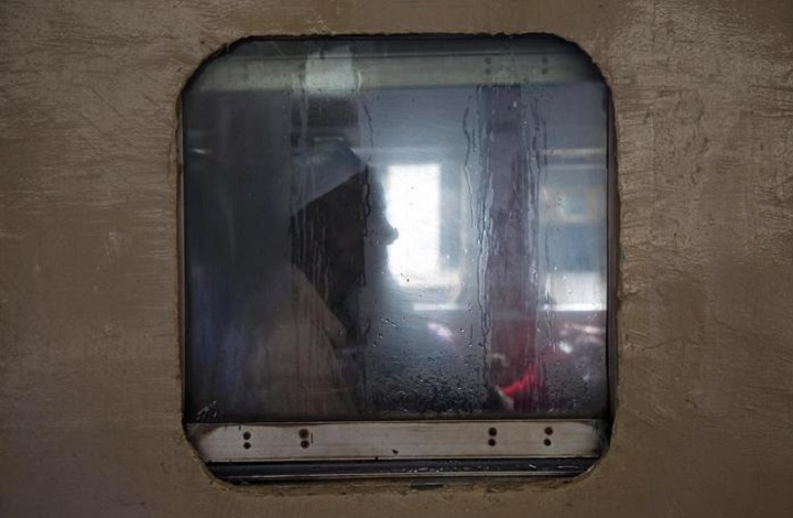 Bangladesh, treno giù da ponte ferroviario: almeno 4 morti (foto Ansa)