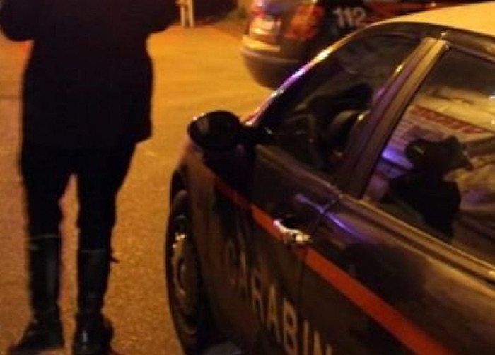 Montegranaro, carabiniere accoltellato alle spalle. Arrestato marocchino ubriaco