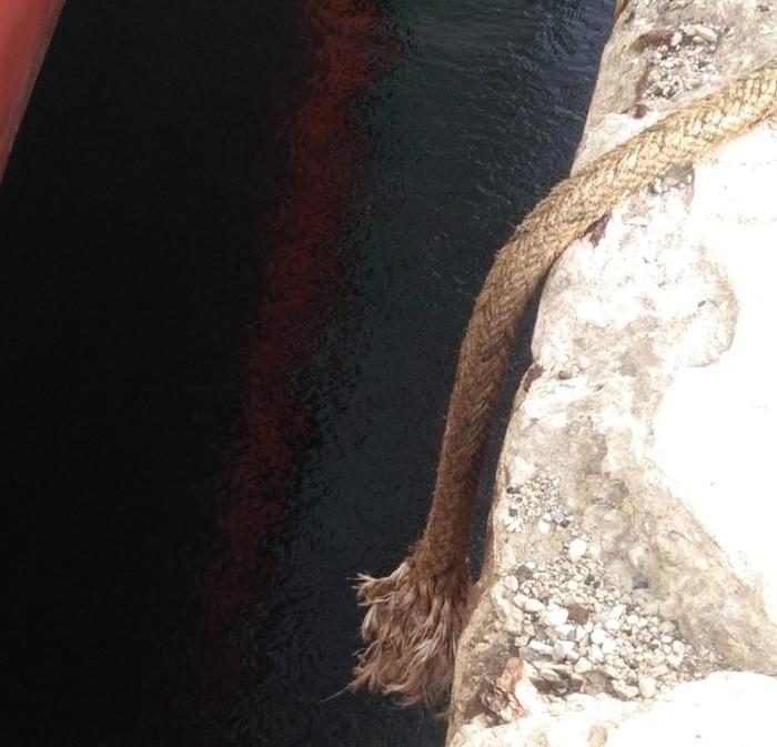 ancona cavo nave spezzato