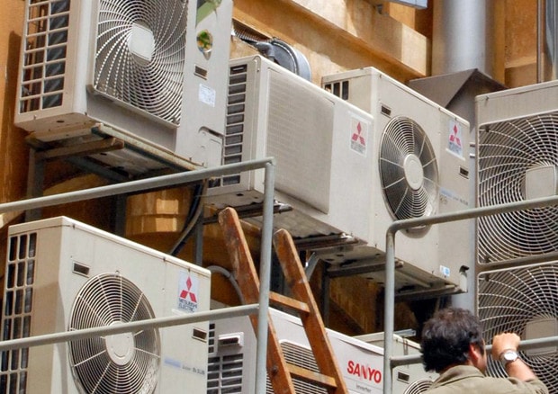 Condizionatori, col bonus fino al 65% di detrazioni. Guida a un uso corretto e al risparmio