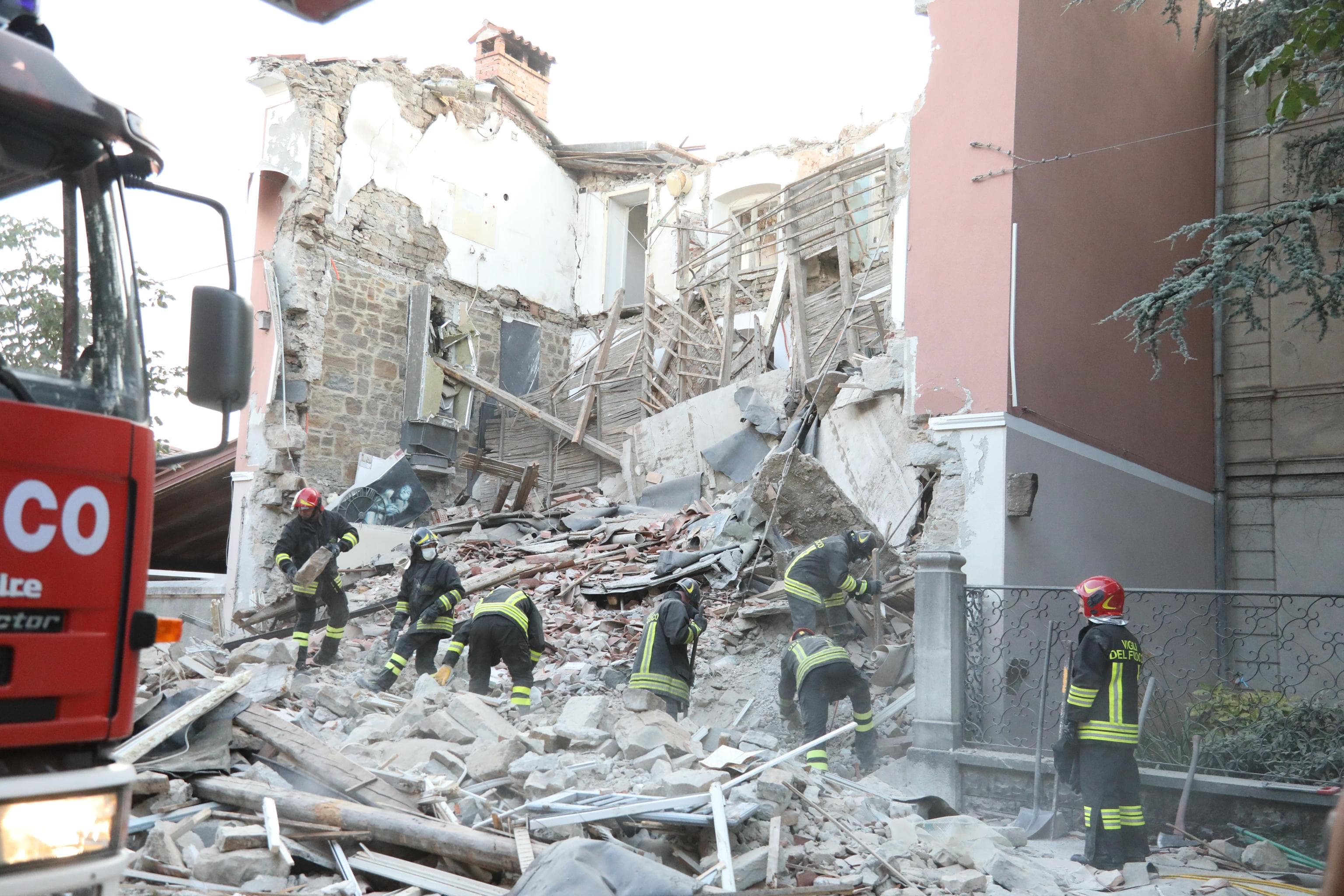 Gorizia, crollo della palazzina: Sabina, Miha e Fabrizio. Chi sono le vittime dell'esplosione