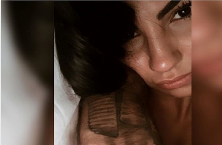 Giulia De Lellis pubblica per sbaglio una foto a letto con... Iannone (foto Instagram)