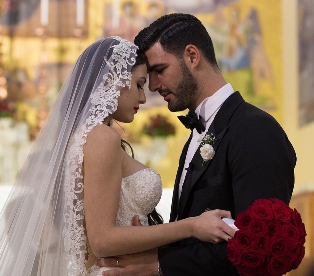 Uomini e donne, Clarissa Marchese: "Vi immagino con le vostre magliettine dei cinesi da 1,50 euro". Travolta dalle critiche