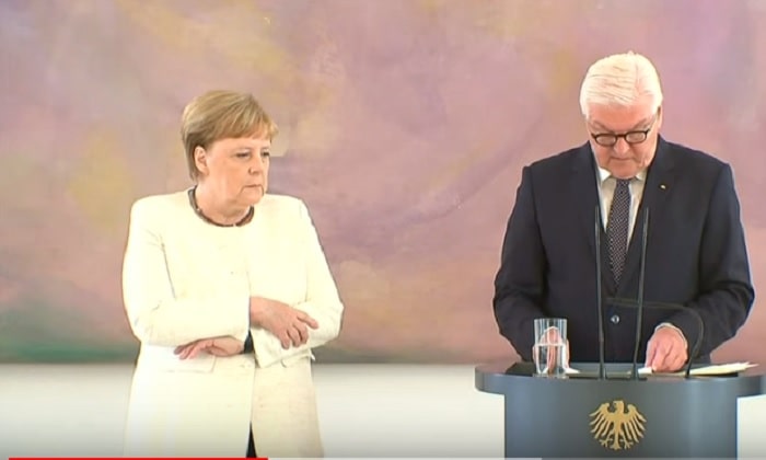 come sta angela merkel? ancora un episodio inquietante in pubblico2