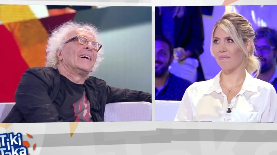 Mughini tuona contro la collega Wanda Nara: "Gli agenti non vanno in Tv con un'ampia scollatura"