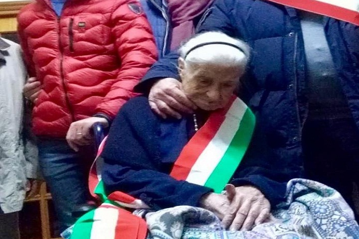 Giuseppina Robucci, è morta Nonna Peppa: era la donna più anziana d'Europa (foto Ansa)