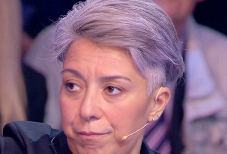 Live - Non è la d'Urso, Pamela Perricciolo: "Mark Caltagirone... l'ho conosciuto"