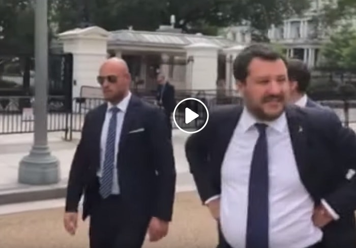 Casa Bianca, l'ambasciatore: "Non passiamo di là". Salvini: "Sì, non facciamo riconoscere"