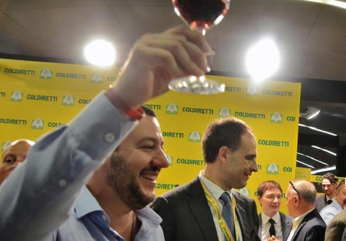 Matteo Salvini: "Devo dar da mangiare a 60 mln di italiani". Menù: minibot invece che euro