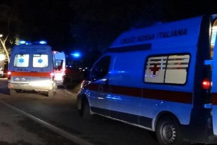 Terno d'Isola, travolto a un posto di blocco: muore carabiniere (foto d'archivio Ansa)