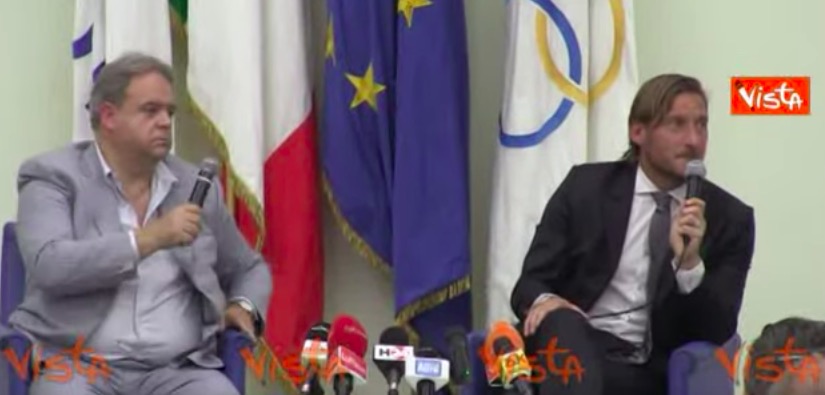 Totti: "De Rossi? Andremo insieme in Curva Sud" VIDEO