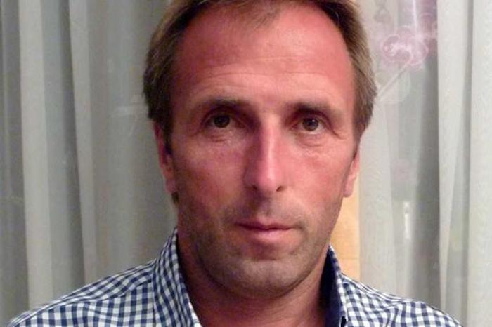 Lappago, il comandante dei vigili del fuoco scivola da un dirupo e muore