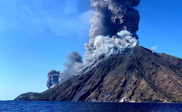 vulcano stromboli
