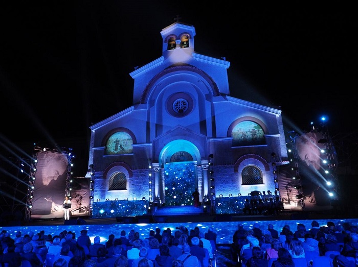 Una Voce per Padre Pio