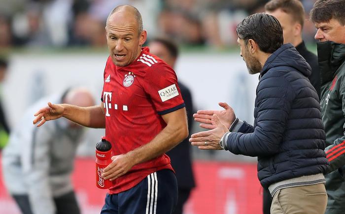 Robben ufficializza addio al calcio giocato: "La decisione più difficile della mia carriera"