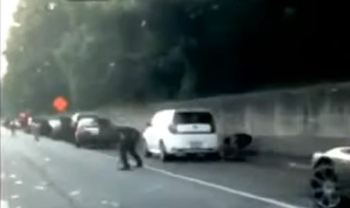 piovono soldi strada