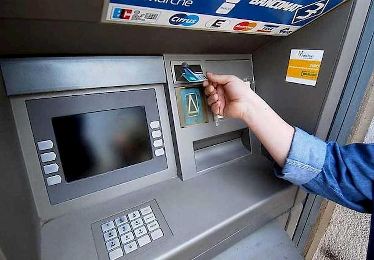 Sciopero portavalori, il 1 e il 2 agosto a rischio i prelievi agli sportelli bancomat e in filiale