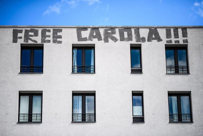 Sea Watch: l'espulsione di Carola un bluff di Salvini, il giudice nega anche l'espatrio