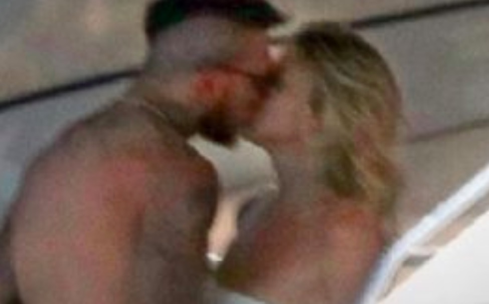 Diletta Leotta Daniele Scardina bacio