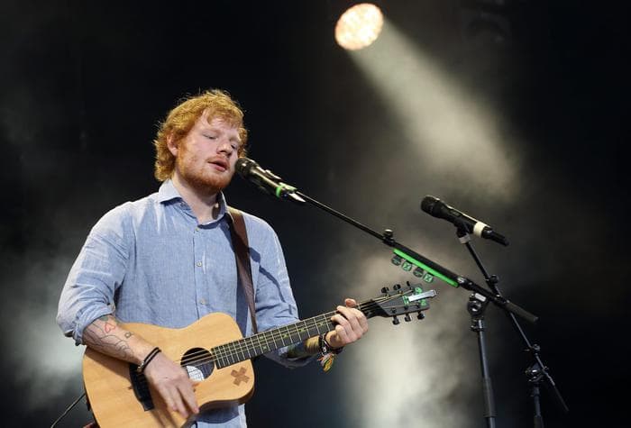 Contro il "secondary ticketing", dal 1° luglio solo biglietti nominativi, in vigore la legge M5S