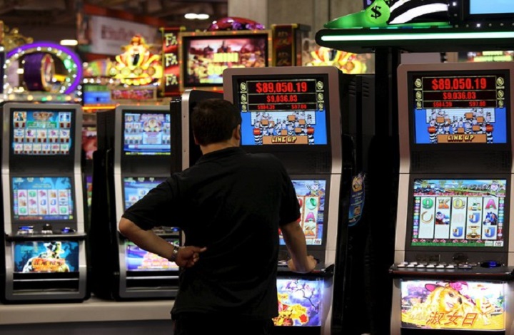 Gioco, la tassazione complessiva del settore vale lo 0,6% del PIL italiano (foto Ansa)