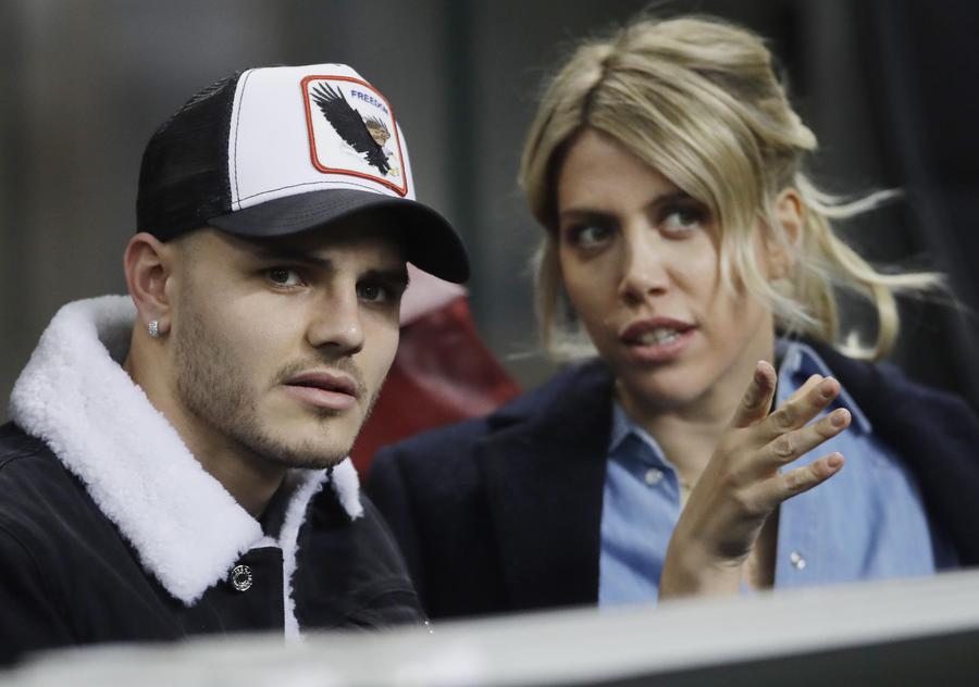 Icardi-Napoli, Wanda Nara nel cinepanettone di De Laurentiis