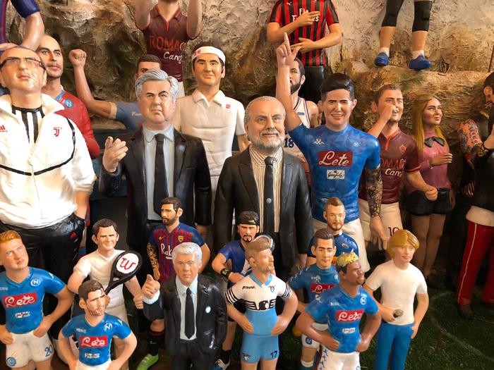 James Rodriguez, la sua statuina è già presente nei presepi di Napoli FOTO