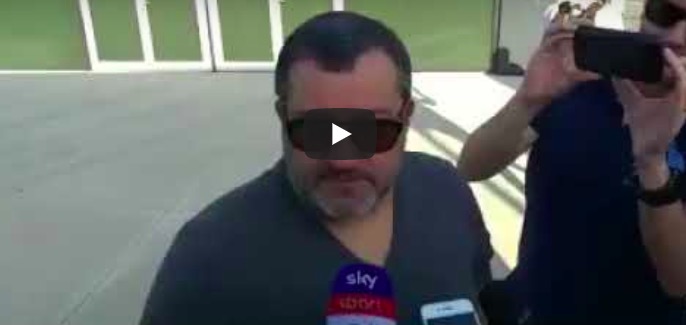 Juventus, tifosi acclamano Mino Raiola: "Portaci anche Pogba..."