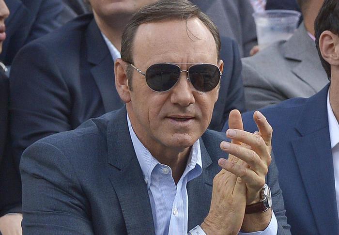 Kevin Spacey, cadono le accuse di molestie: il barista di Nantucket ha ritirato la denuncia