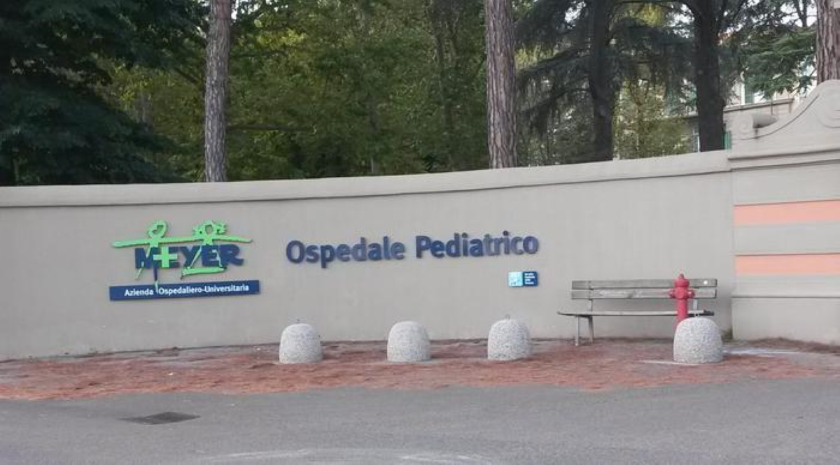 Bimbo salvato con Ecmo all'ospedale pediatrico Meyer di Firenze