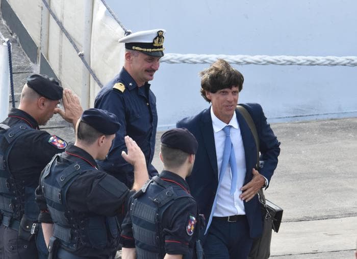 Migranti, procuratore di Agrigento fa a pezzi la linea Salvini: sbarchi in calo, no prove Ong-trafficanti...