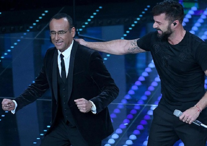 ricky martin insulti omofobi