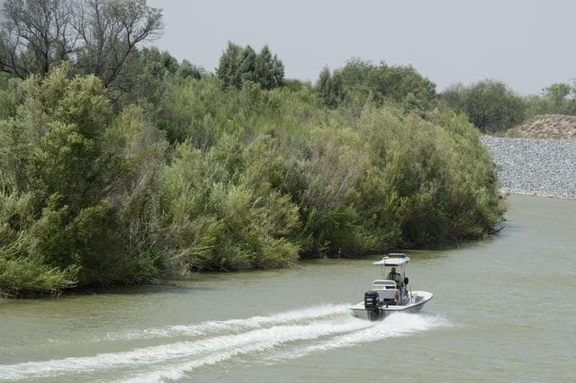 Migranti. Bimba di due anni scomparsa nel Rio Grande. L'allarme dei frontalieri Usa