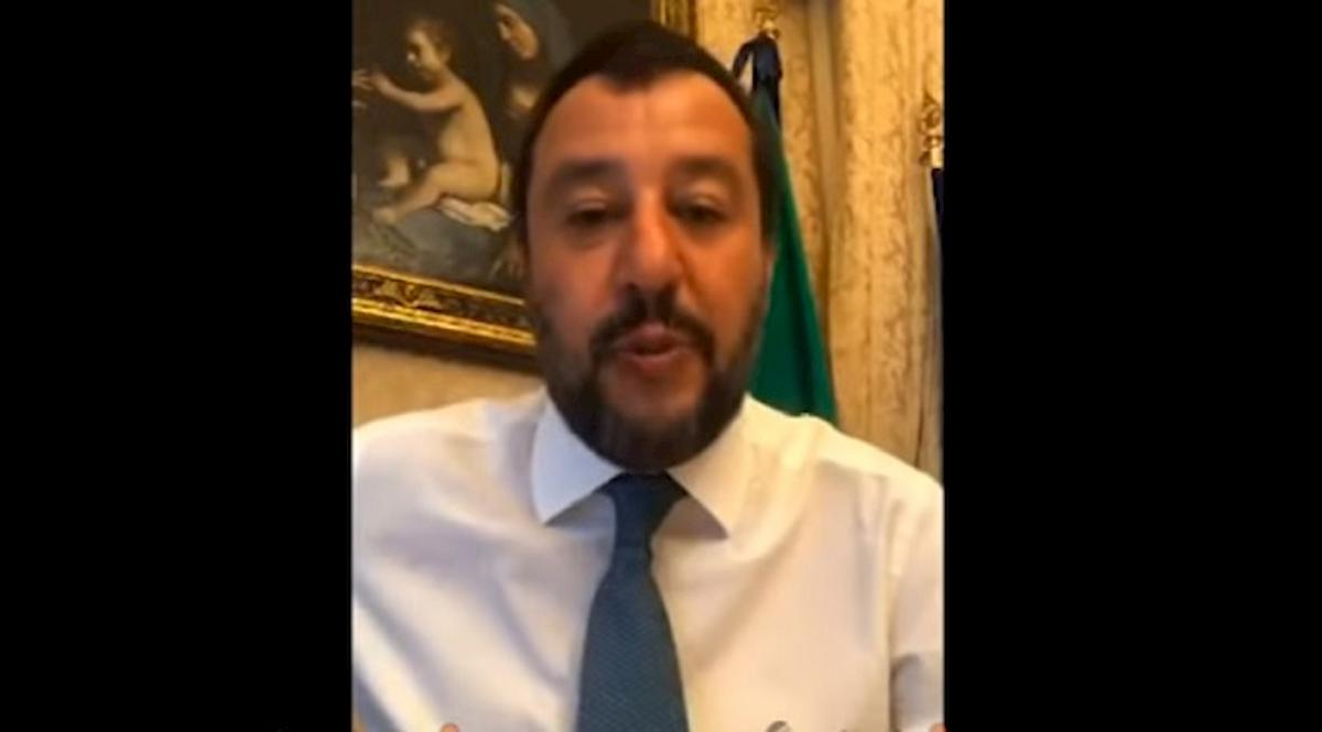 Salvini, diretta Facebook su Carola Rackete