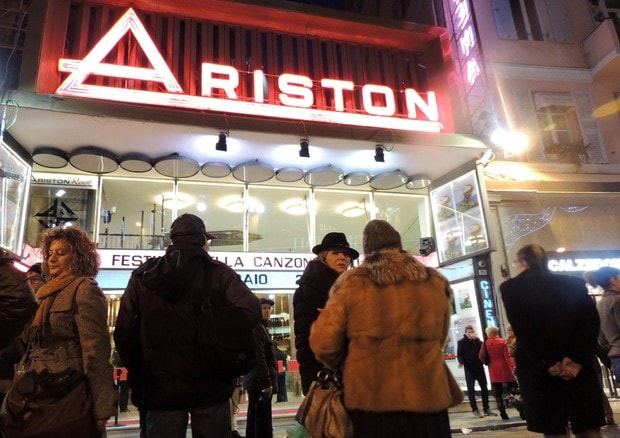 Sanremo 2020, Al Bano Carrisi si propone: "Magari con Mina..."