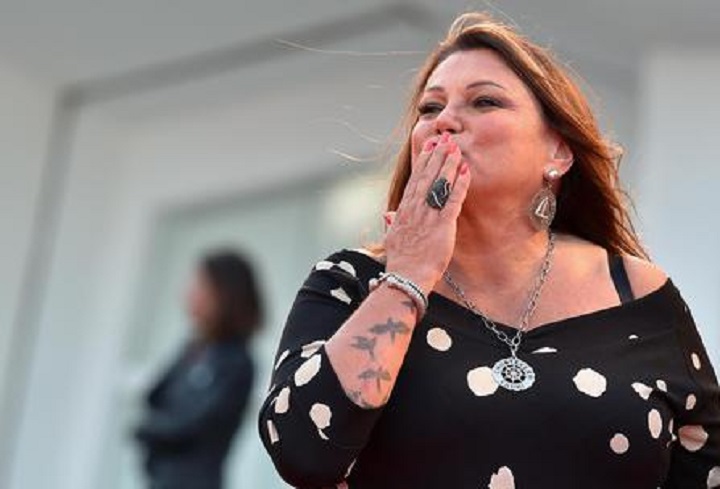 Serena Grandi e lo sfogo contro l'ex: "Vuole farmi impazzire" (foto Ansa)