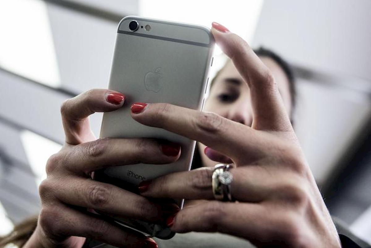 Siri, dipendenti Apple ascoltano quello che dici