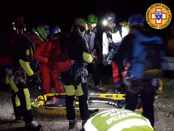 Fuoristrada si ribalta su Monte Giano: morta ragazza