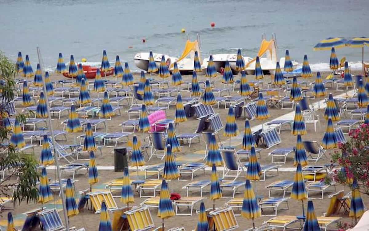 Spiagge, Gasparri e Mallegni: "No a gare per le concessioni. Bolkestein va cancellata"