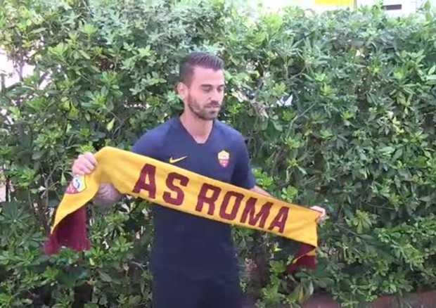 Spinazzola: "Differenze Juve-Roma? Nessuna ma mi hanno già rotto la macchina e rubato lo zaino"