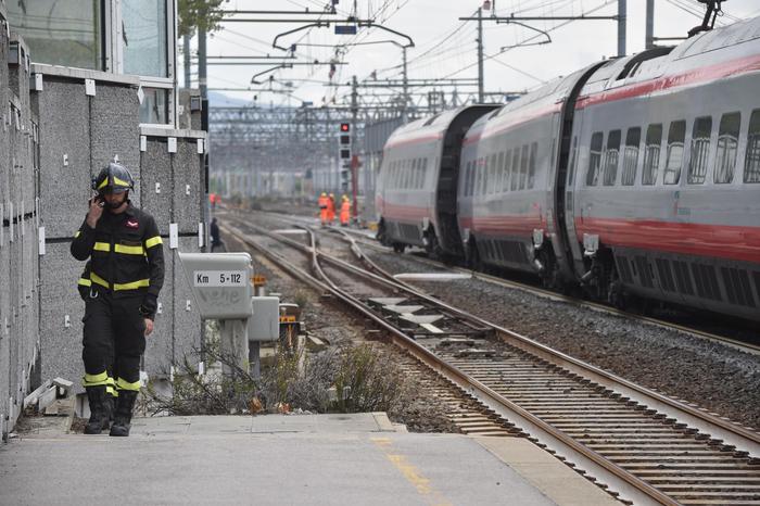Treni Roma-Firenze in ritardo per incendio Rovezzano