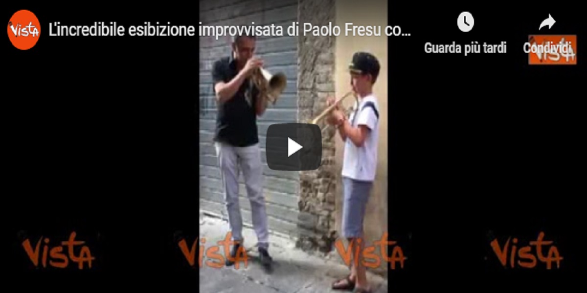 L’incredibile esibizione improvvisata di Paolo Fresu con un bambino VIDEO