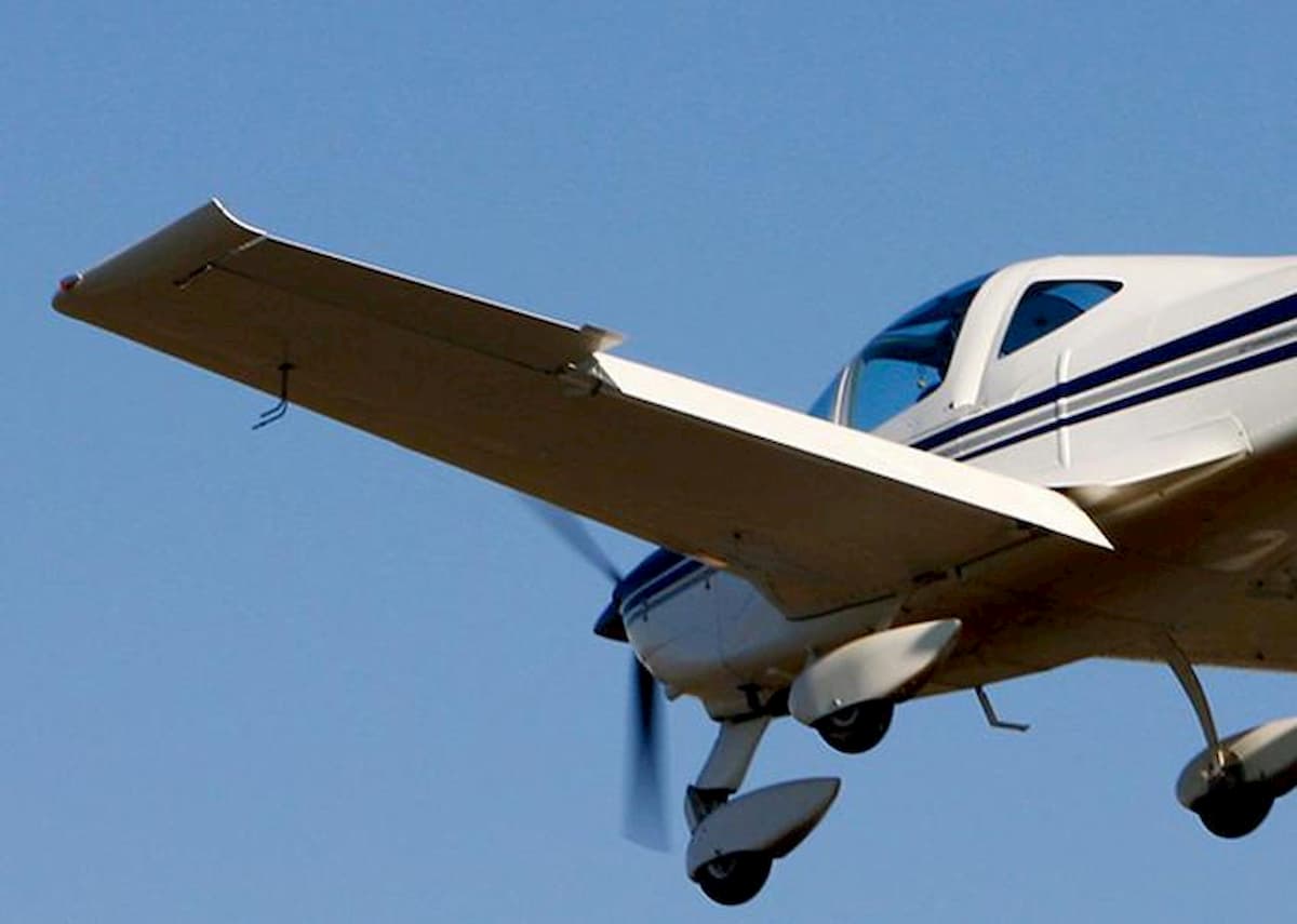 Studentessa si lancia da un’aereo in Madagascar: la sua ricerca per l'Università era andata male