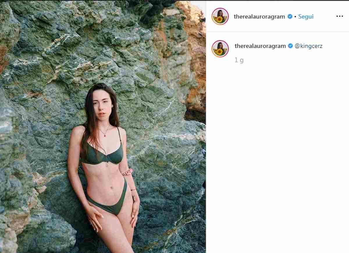 aurora ramazzotti in vacanza a mykonos