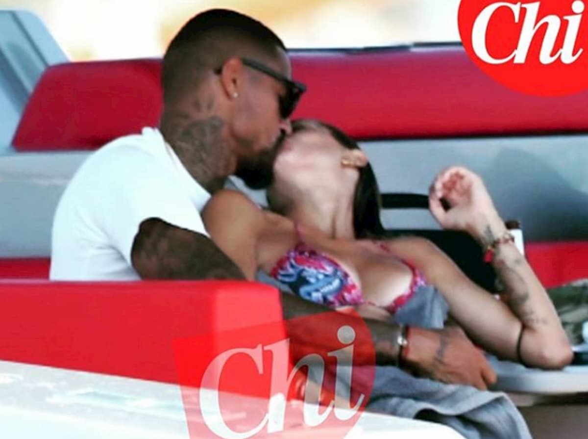 Melissa Satta e Boateng sono tornati insieme: la foto del bacio su Chi