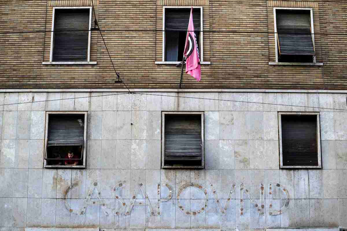 casapound palazzo senza scritta