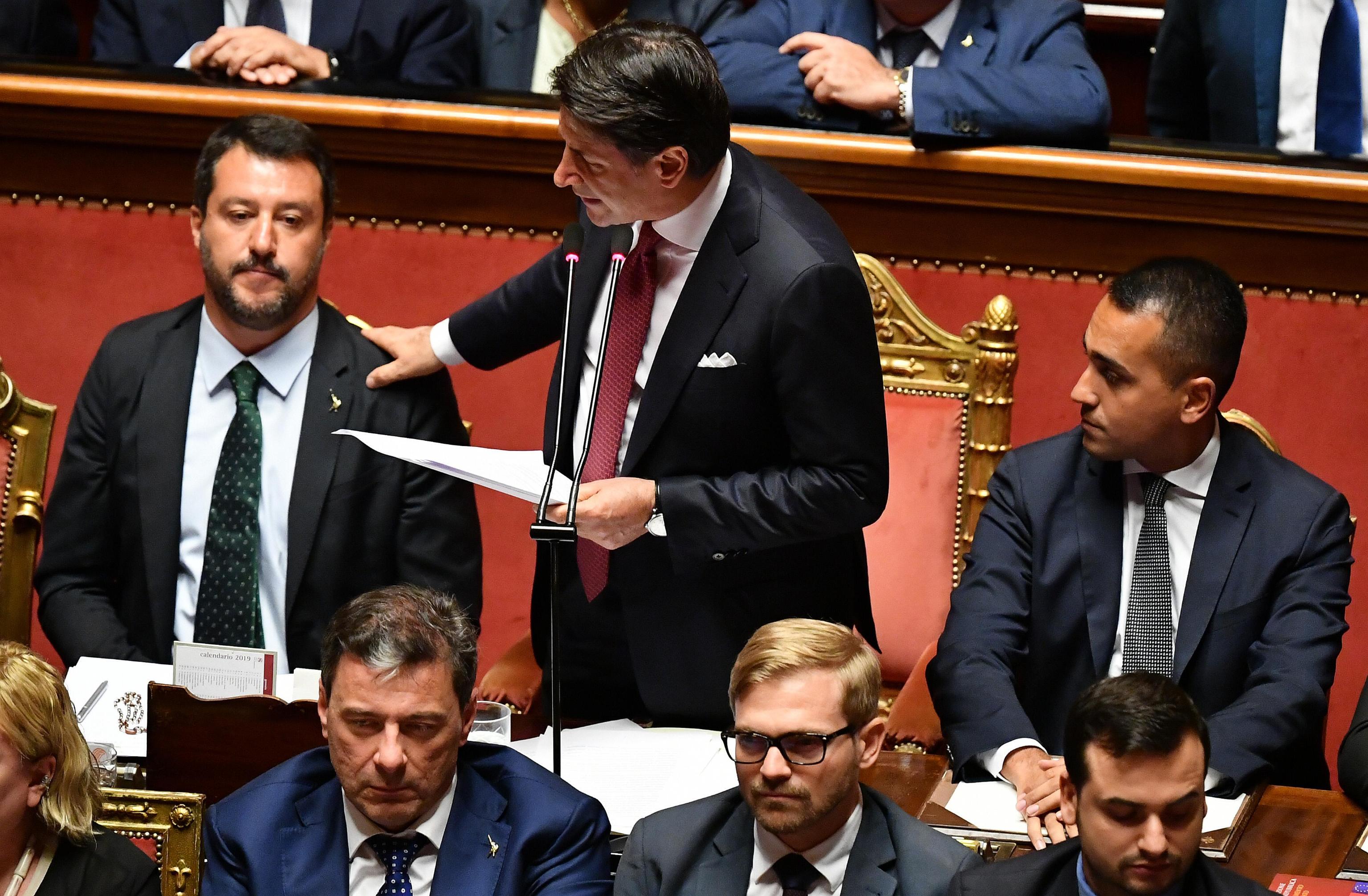 Conte e Salvini, governo finito