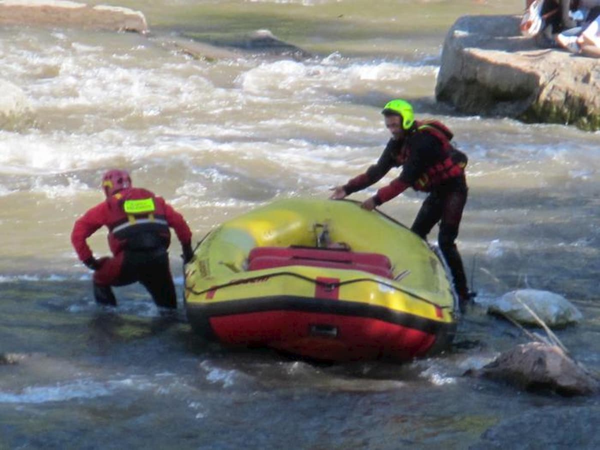 Fortezza, sorpreso dai carabinieri durante un furto si getta nel fiume Isarco e muore